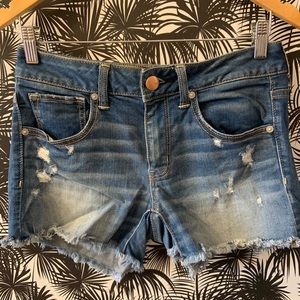 American eagle shorts!